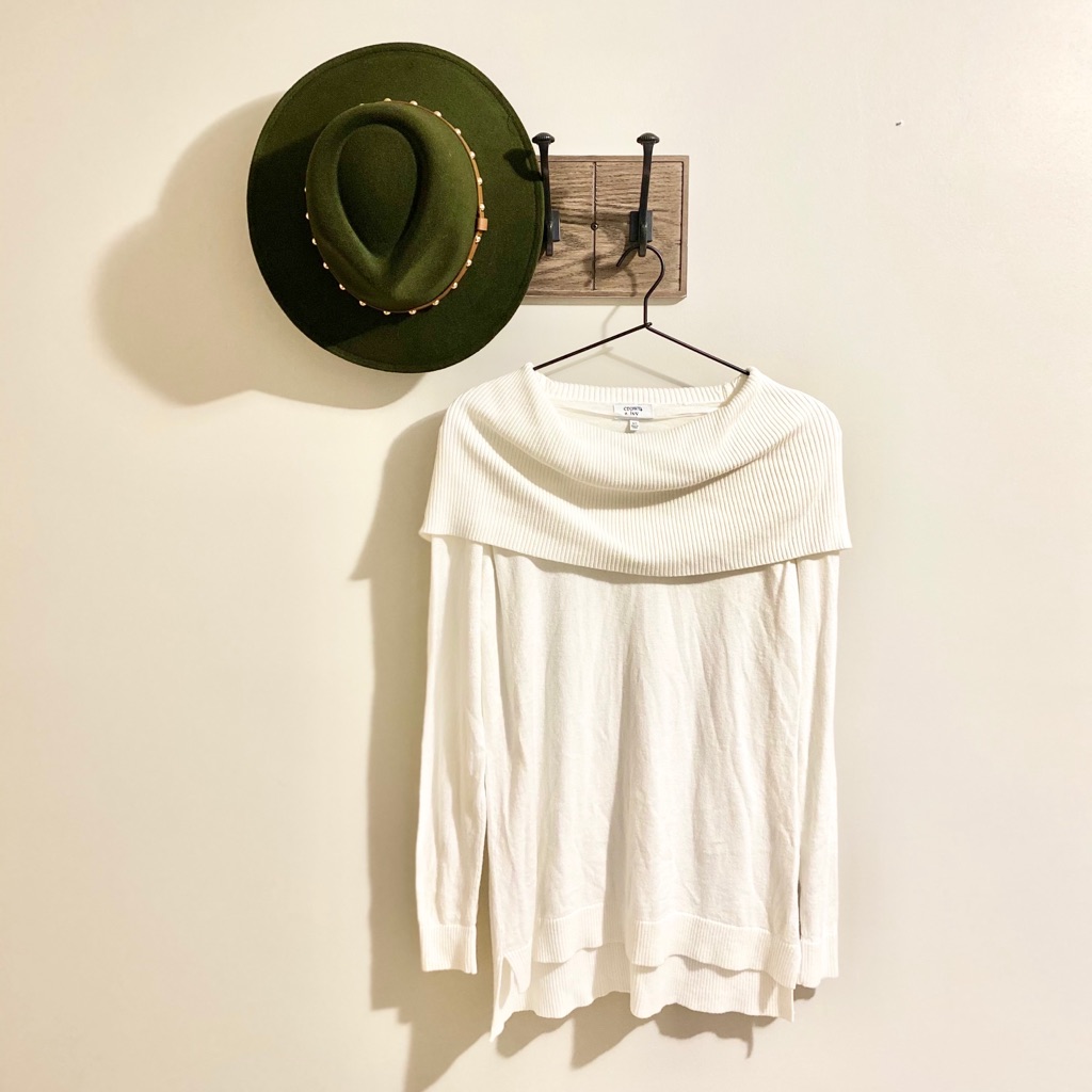 Crown & Ivy | White Sweater